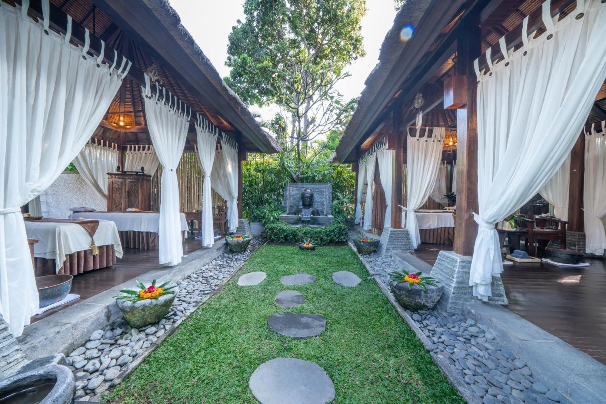 Hotel The Lovina Exterior foto